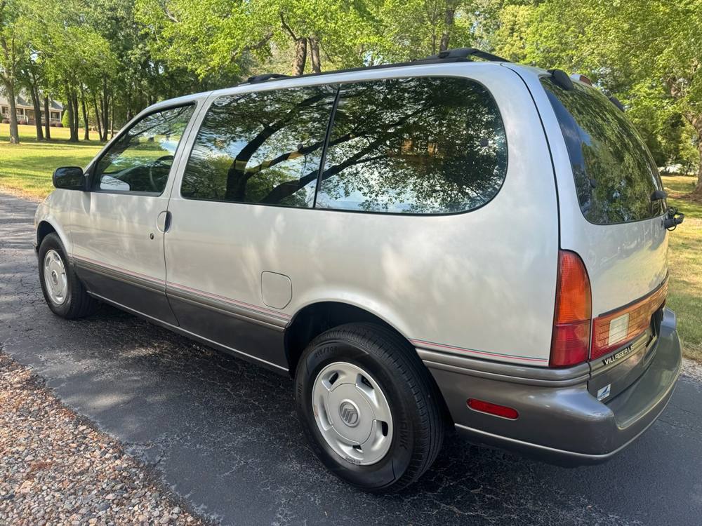 1995 Mercury Villager Wagon — photo 4 of 33