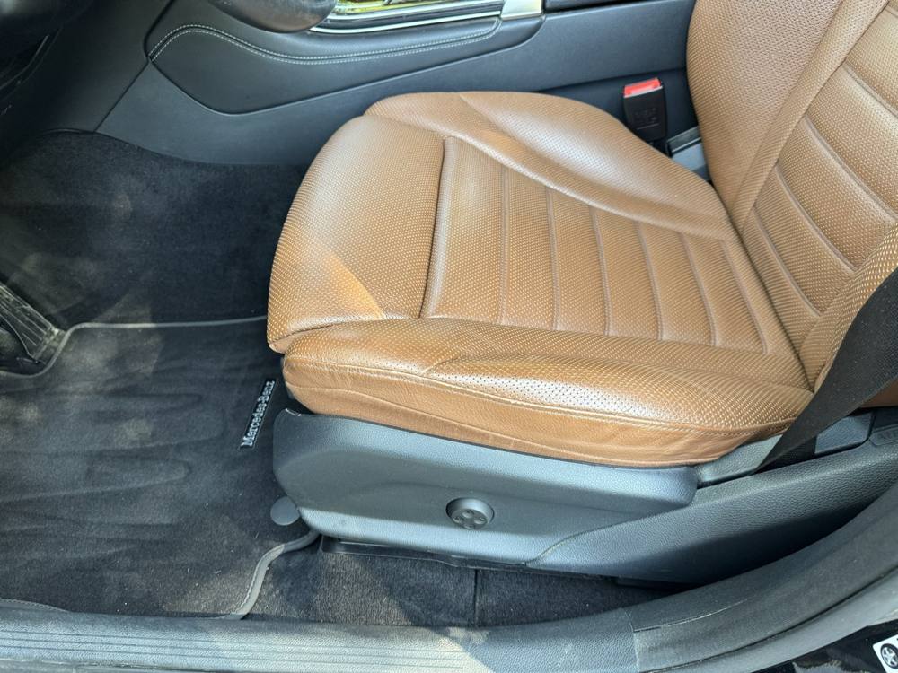 2018 Mercedes-Benz GLC — photo 17 of 45