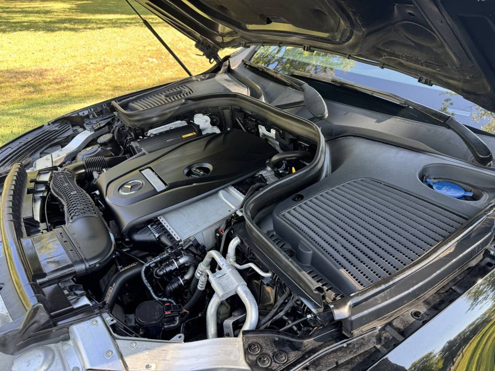 2018 Mercedes-Benz GLC — photo 42 of 45