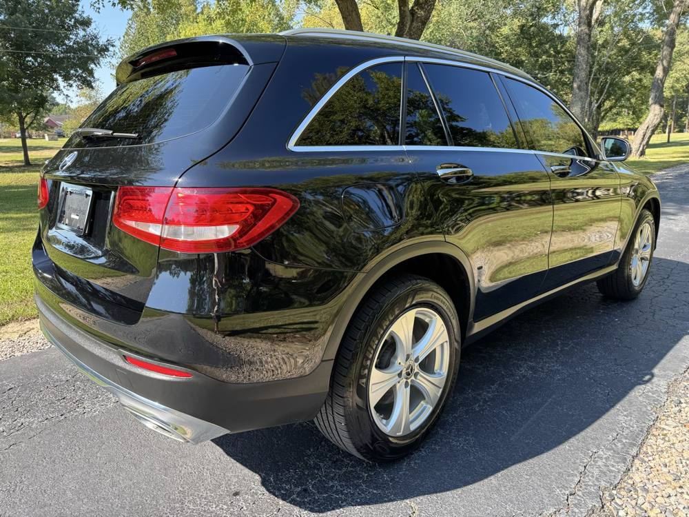 2018 Mercedes-Benz GLC — photo 7 of 45