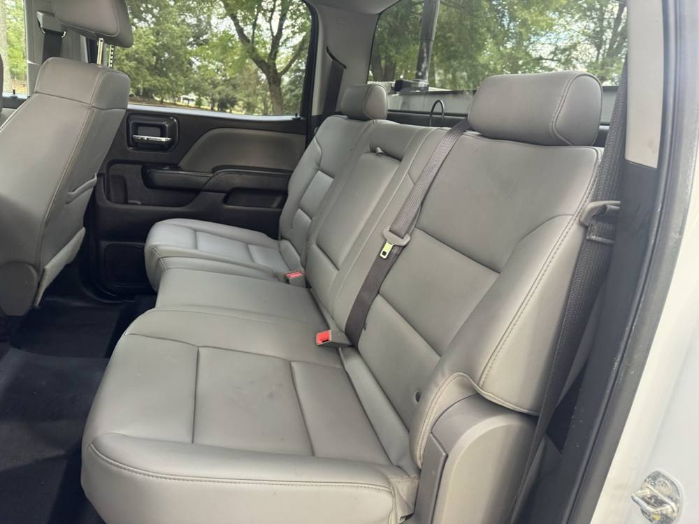 2019 Chevrolet Silverado 2500HD — photo 21 of 40