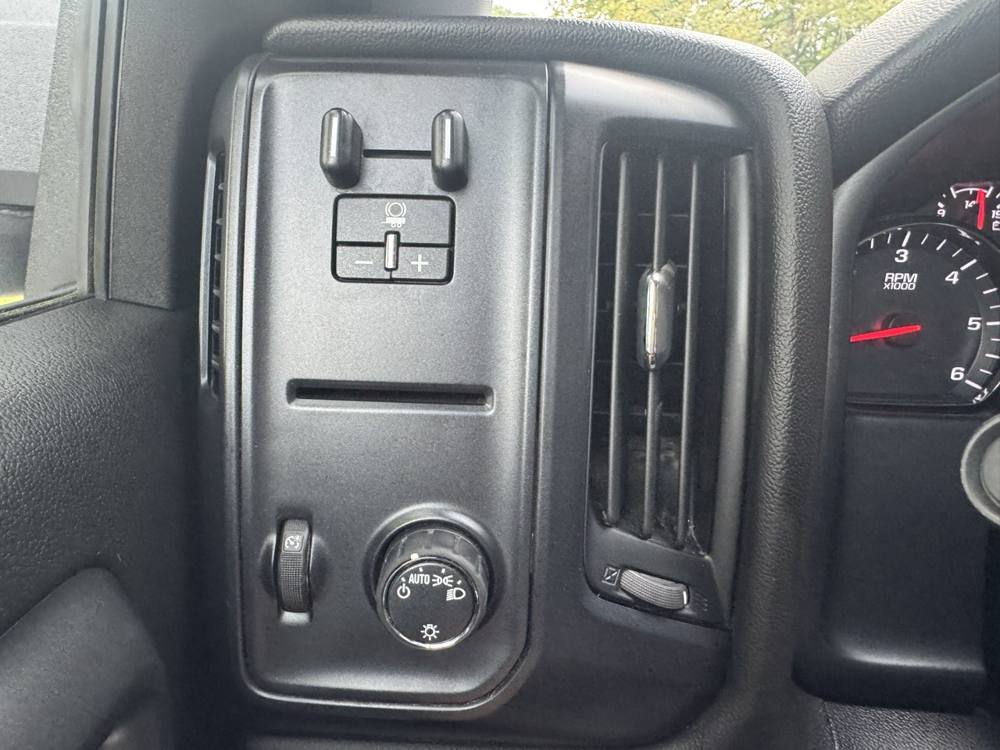 2019 Chevrolet Silverado 2500HD — photo 29 of 40