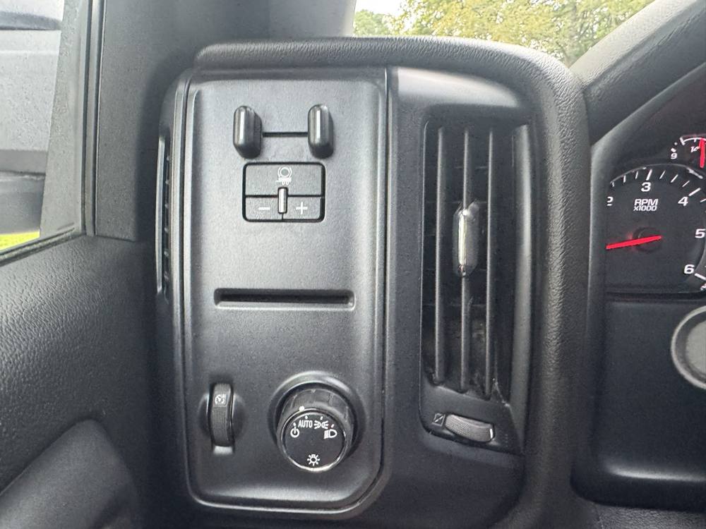 2019 Chevrolet Silverado 2500HD — photo 30 of 40