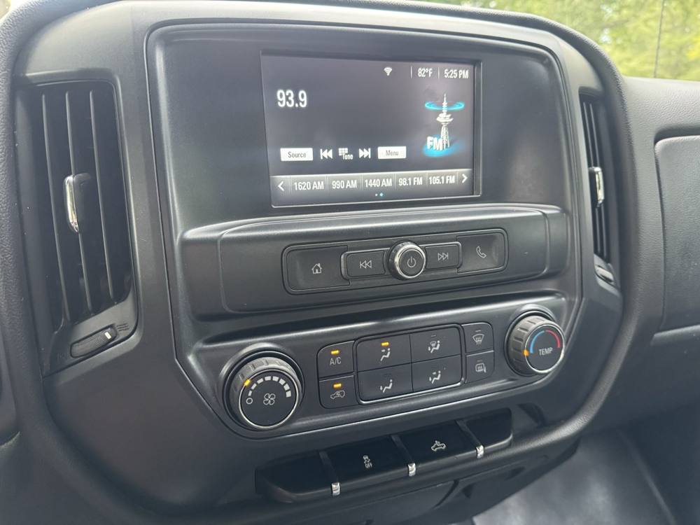 2019 Chevrolet Silverado 2500HD — photo 35 of 40