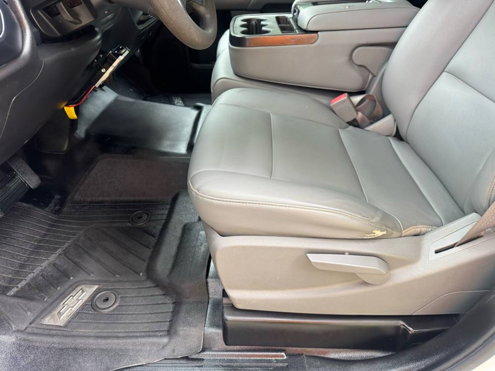 2016 Chevrolet Silverado 2500HD — photo 17 of 33