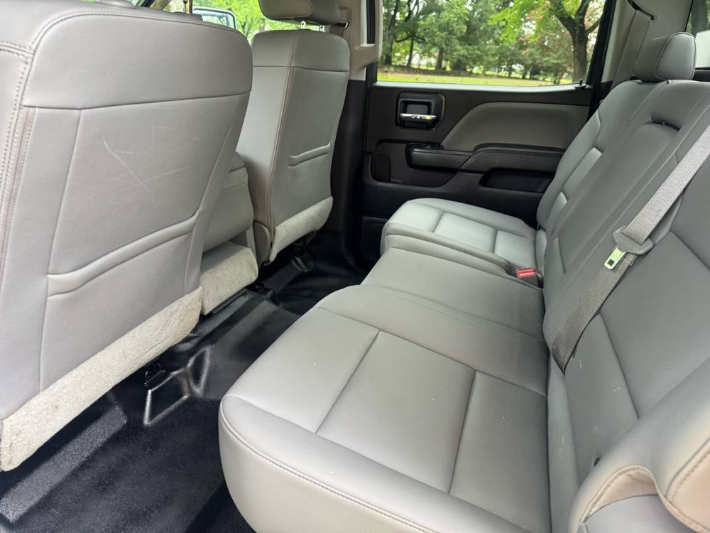 2016 Chevrolet Silverado 2500HD — photo 19 of 33