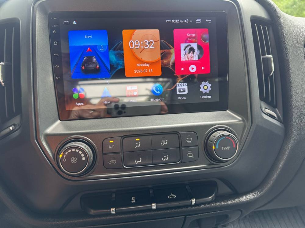 2016 Chevrolet Silverado 2500HD — photo 29 of 33