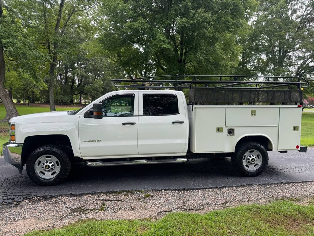 2016 Chevrolet Silverado 2500HD — photo 3 of 33