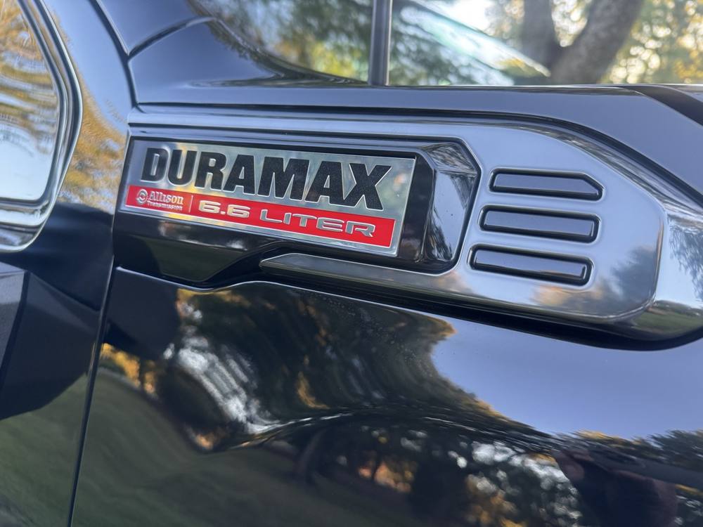 2024 GMC Sierra 2500HD — photo 14 of 44