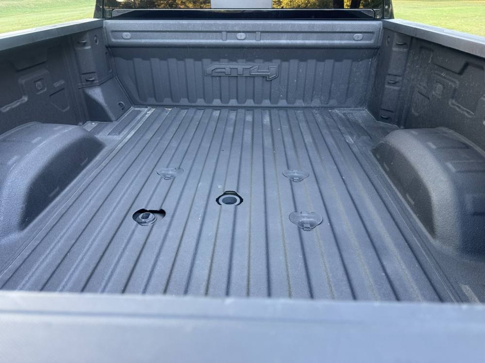 2024 GMC Sierra 2500HD — photo 16 of 44