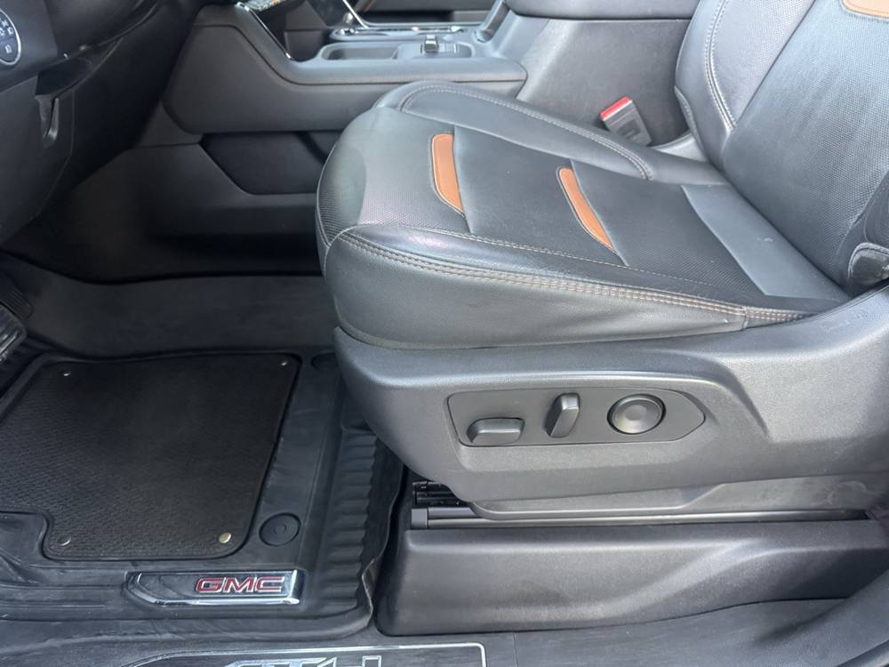 2024 GMC Sierra 2500HD — photo 19 of 44