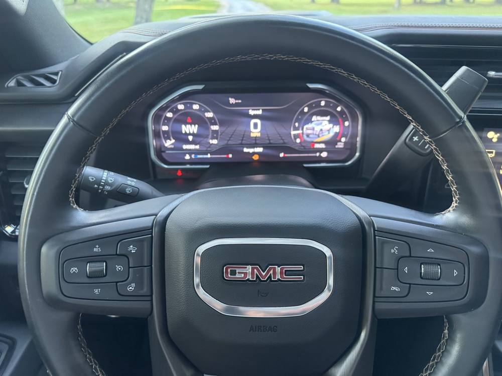 2024 GMC Sierra 2500HD — photo 26 of 44