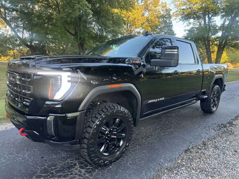 2024 GMC Sierra 2500HD — photo 3 of 44