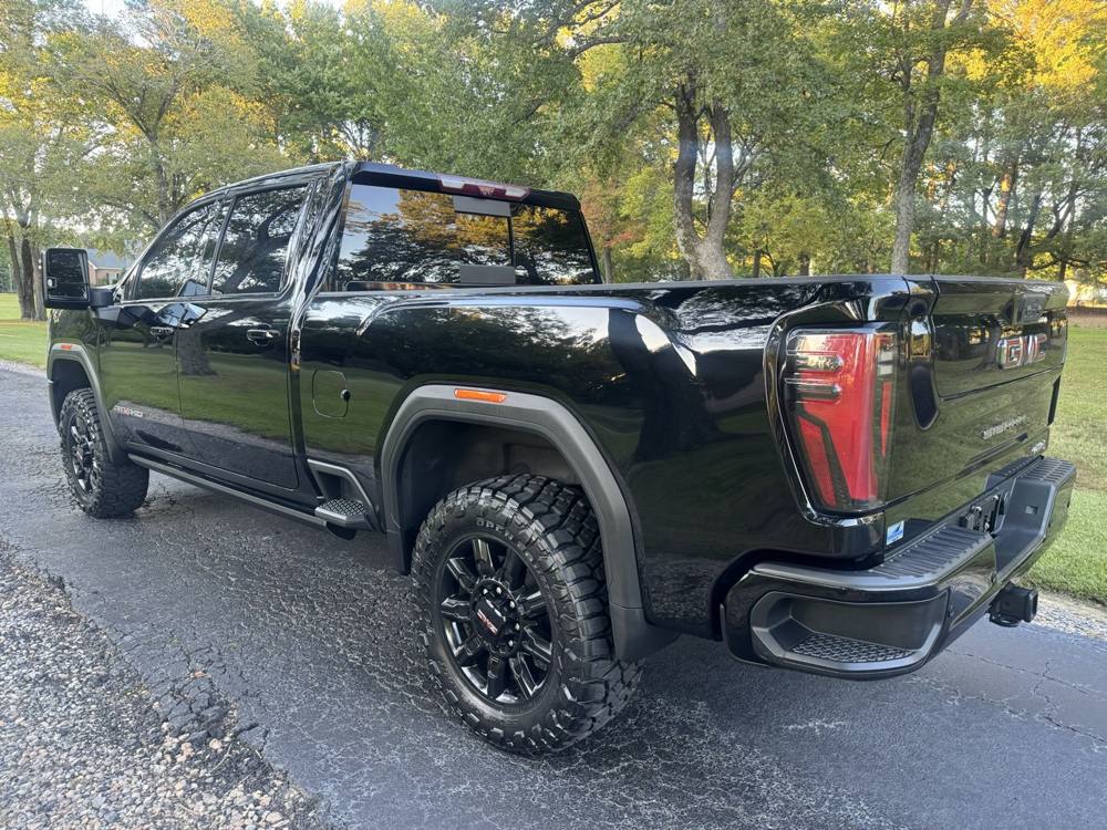 2024 GMC Sierra 2500HD — photo 5 of 44