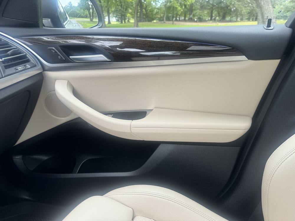 2023 BMW X3 — photo 29 of 41