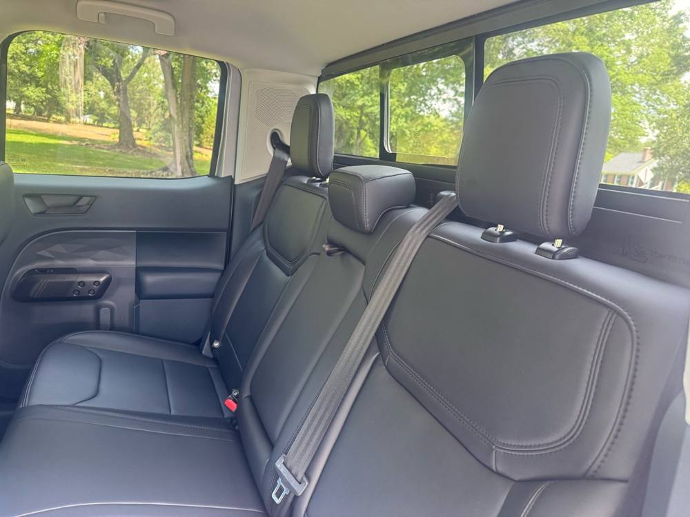 2024 Ford Maverick — photo 17 of 40