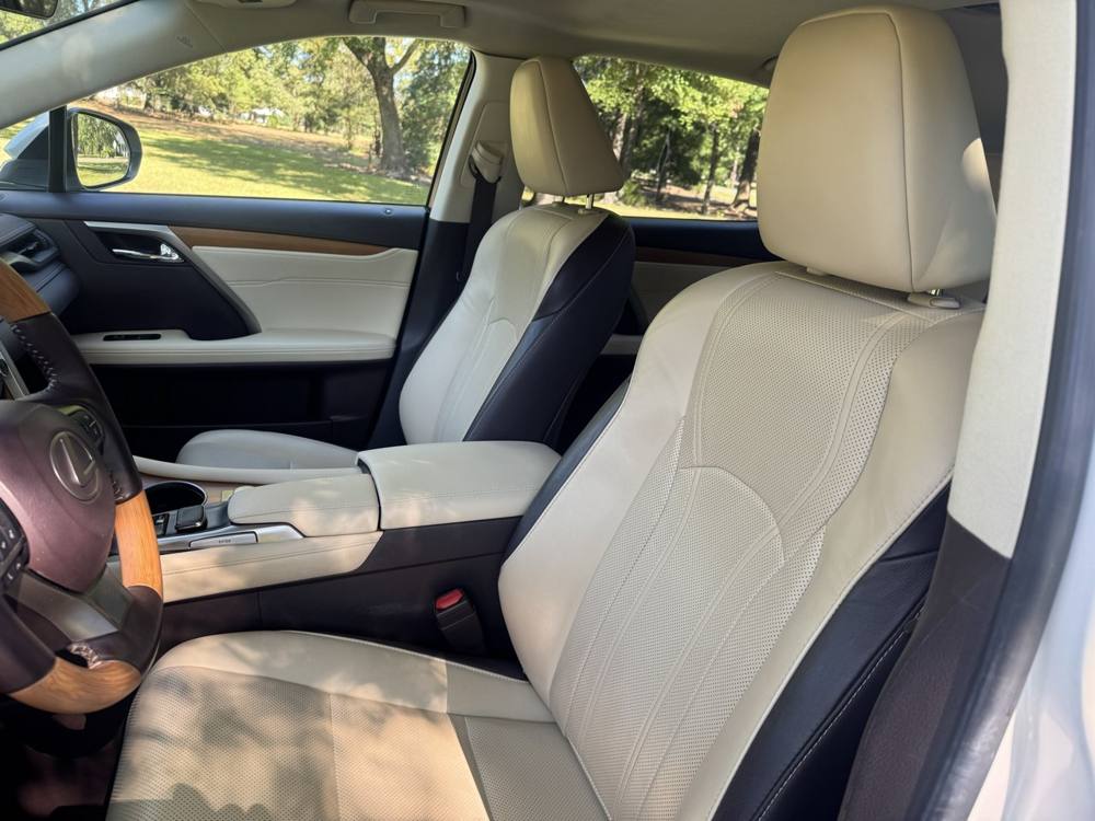 2019 Lexus RX — photo 14 of 41