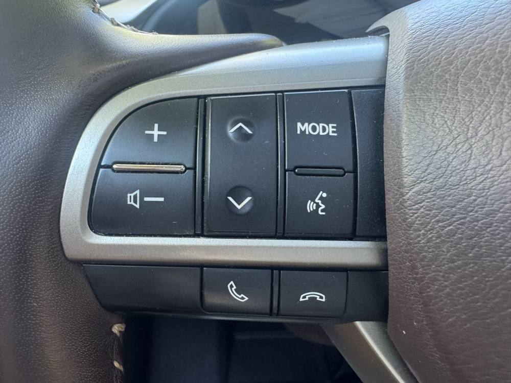 2019 Lexus RX — photo 24 of 41