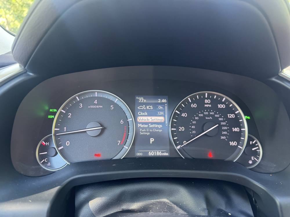 2019 Lexus RX — photo 28 of 41