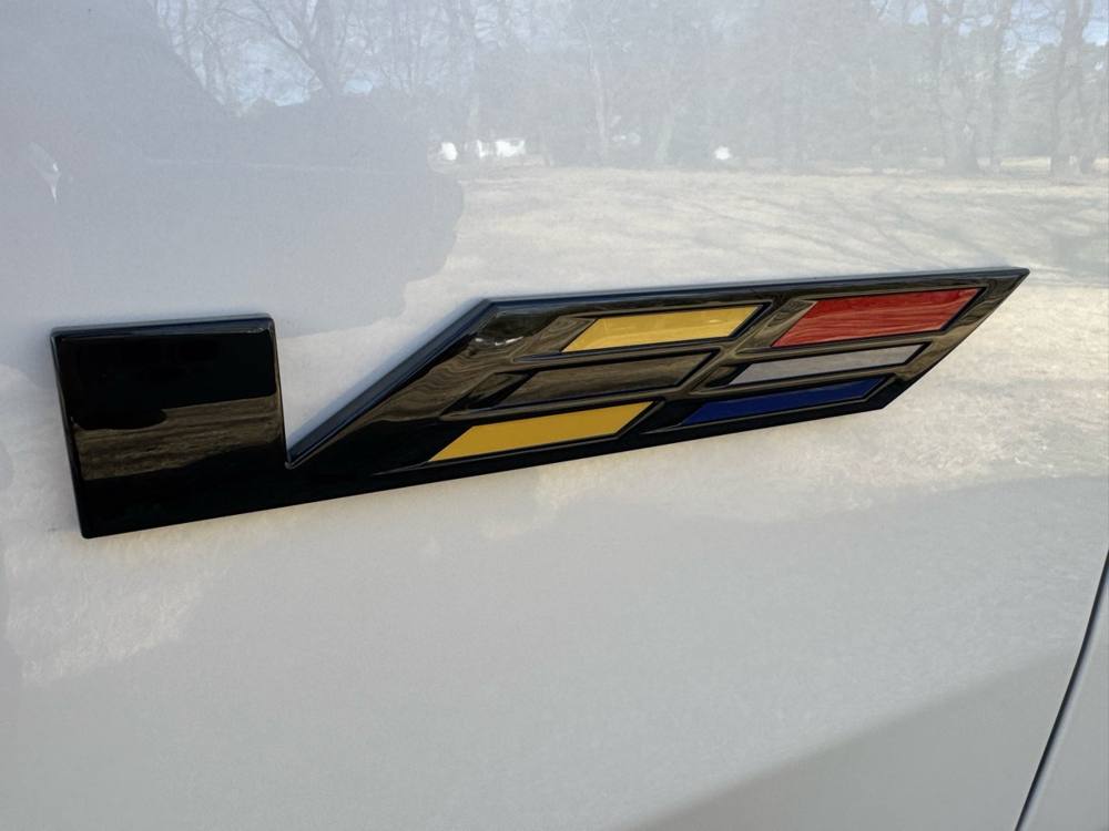 2025 Cadillac Escalade — photo 14 of 48