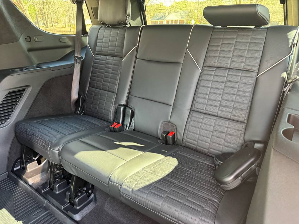 2025 Cadillac Escalade — photo 24 of 48