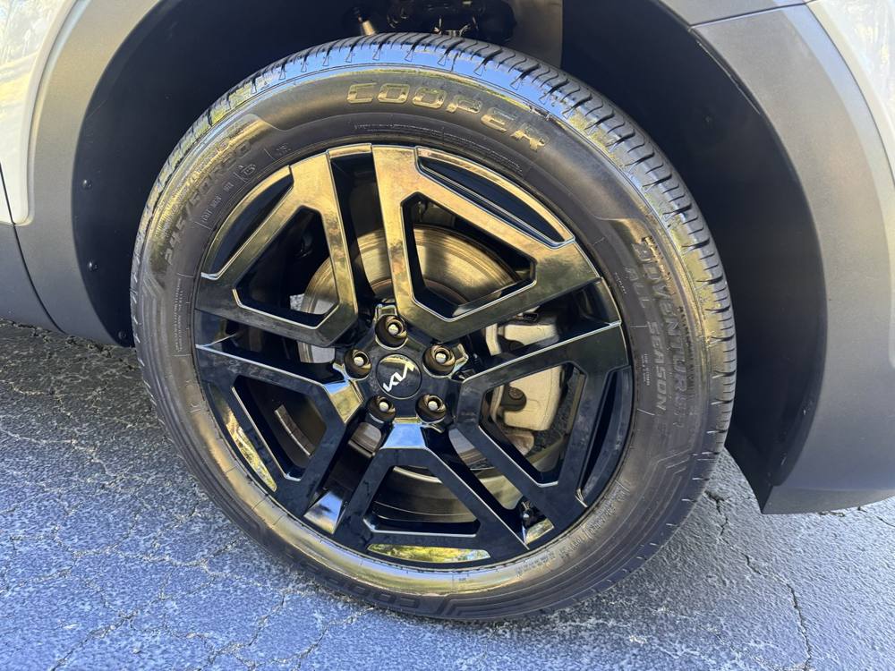 2024 Kia Telluride — photo 11 of 47