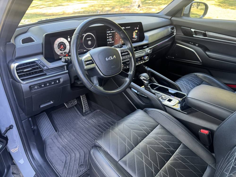 2024 Kia Telluride — photo 17 of 47
