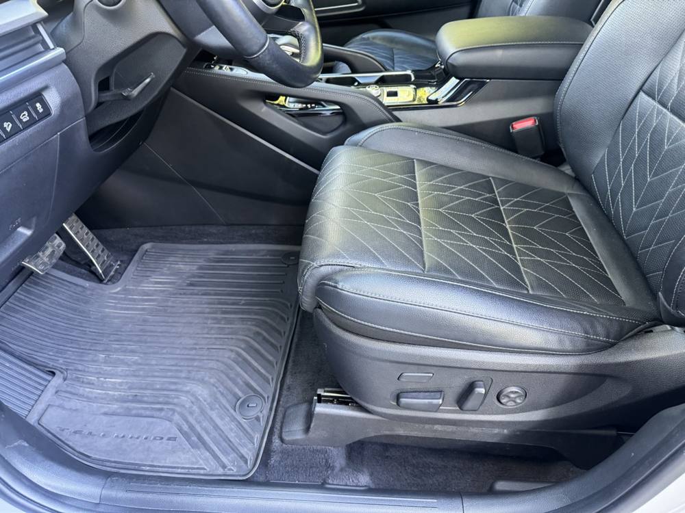2024 Kia Telluride — photo 18 of 47