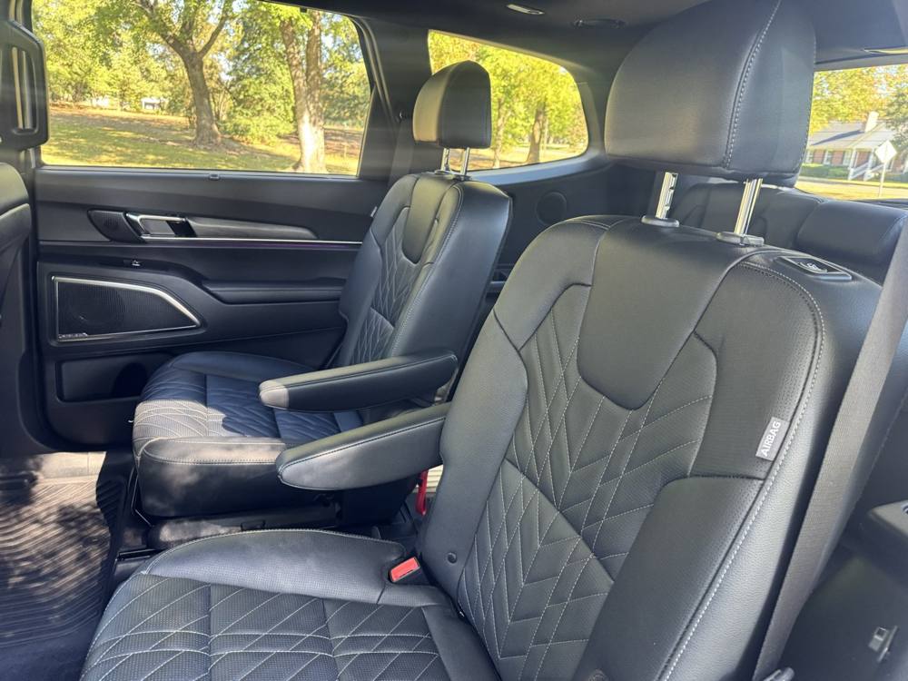 2024 Kia Telluride — photo 20 of 47