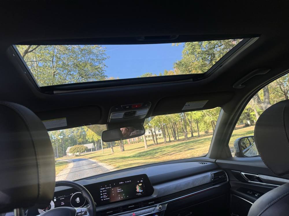 2024 Kia Telluride — photo 22 of 47