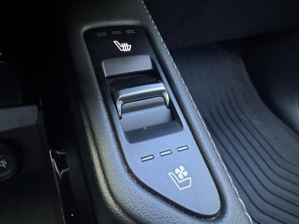 2024 Kia Telluride — photo 37 of 47