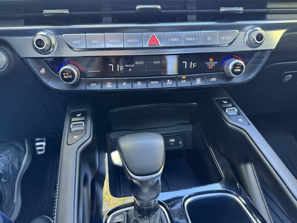 2024 Kia Telluride — photo 42 of 47