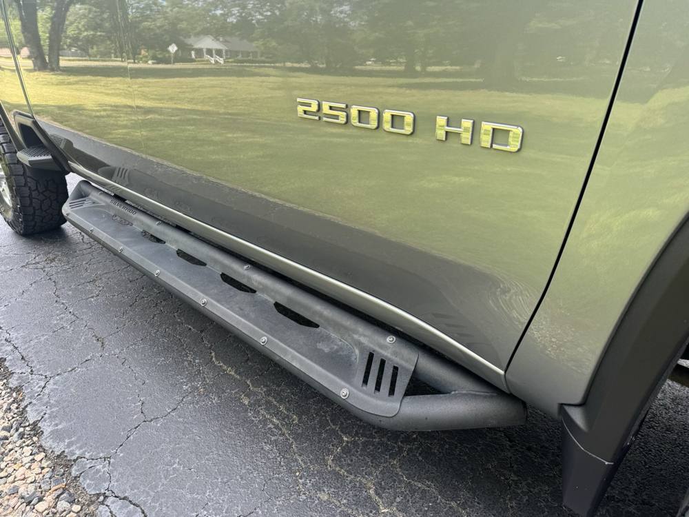 2024 Chevrolet Silverado 2500HD — photo 13 of 44