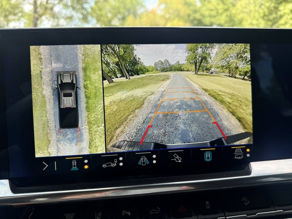 2024 Chevrolet Silverado 2500HD — photo 33 of 44