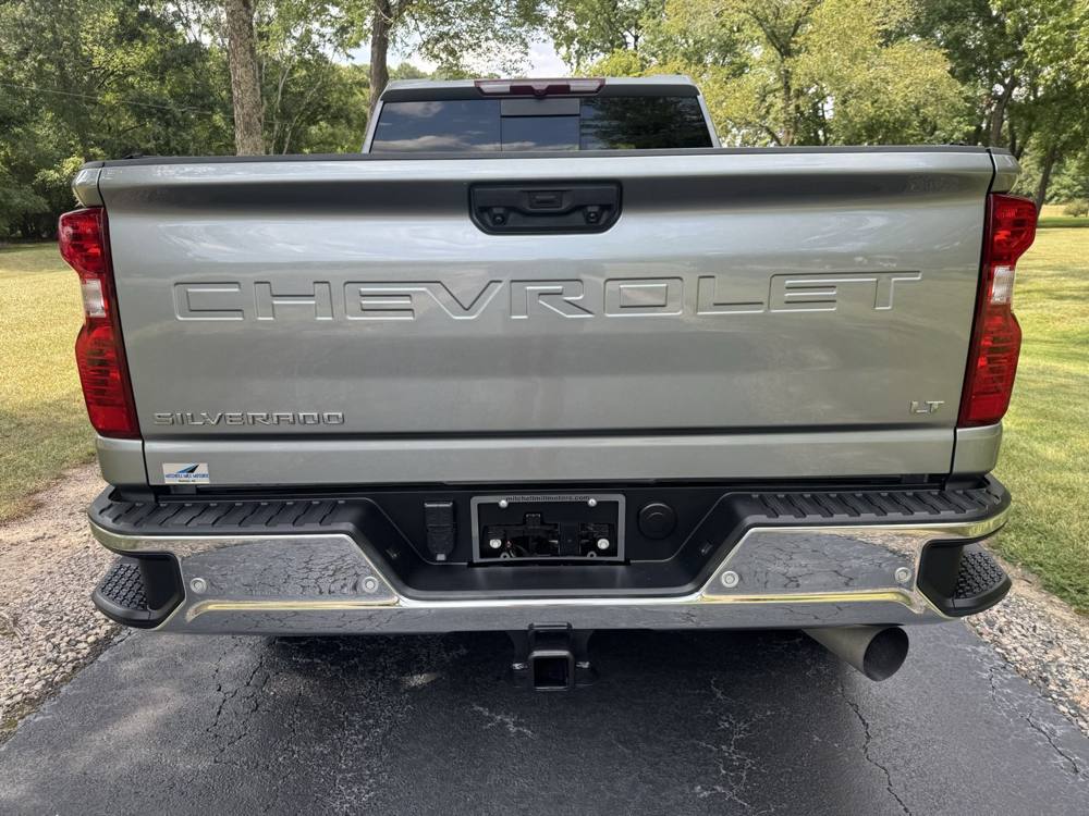 2024 Chevrolet Silverado 2500HD — photo 6 of 44