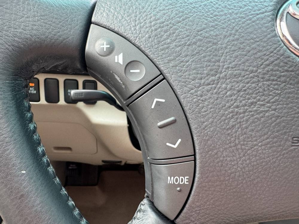 2007 Toyota 4Runner — photo 23 of 39