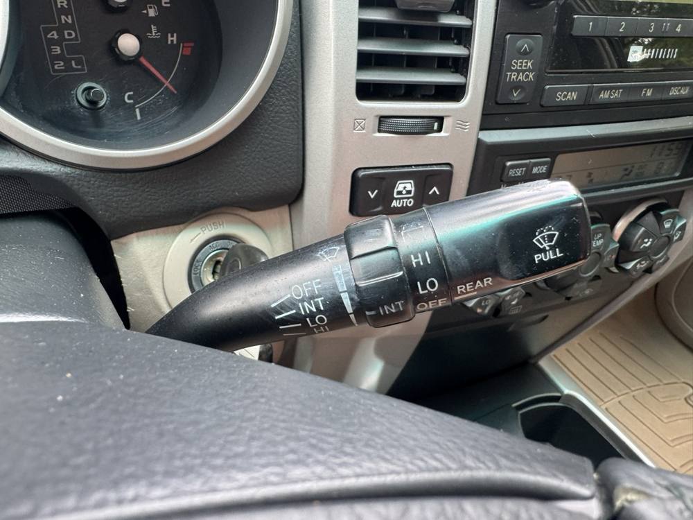 2007 Toyota 4Runner — photo 25 of 39