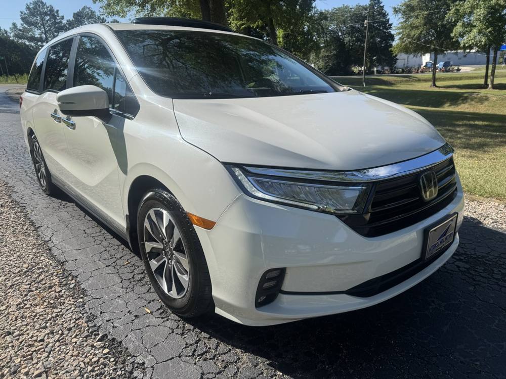 2023 Honda Odyssey — photo 13 of 42