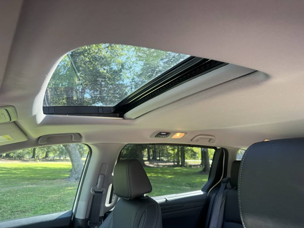 2023 Honda Odyssey — photo 21 of 42
