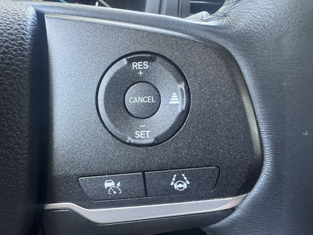 2023 Honda Odyssey — photo 25 of 42