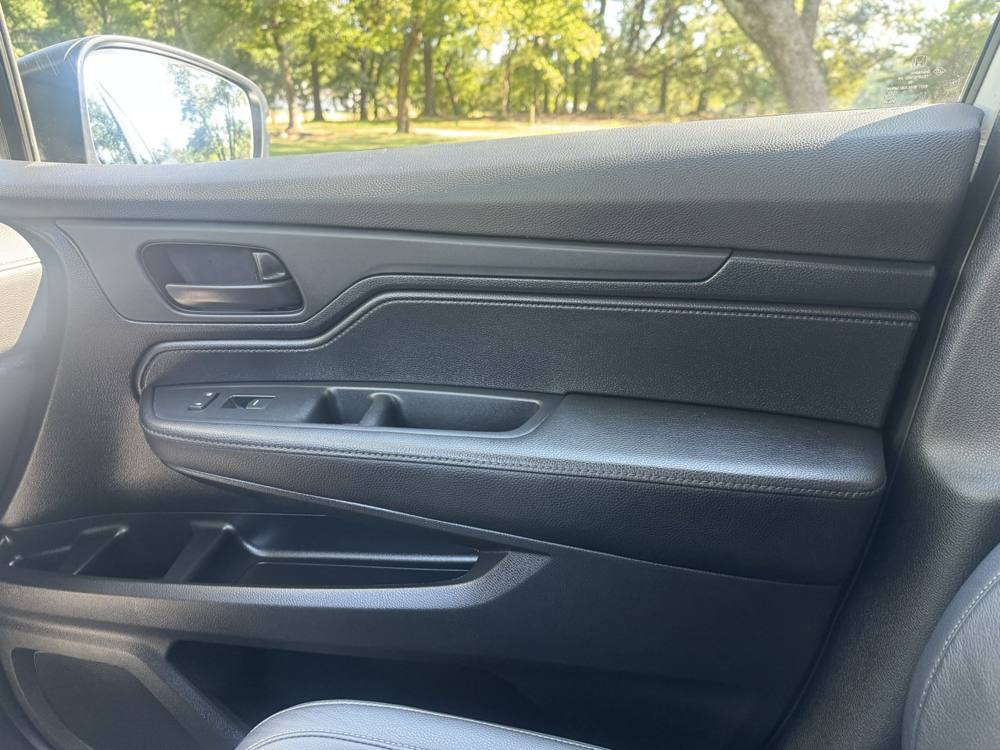 2023 Honda Odyssey — photo 32 of 42