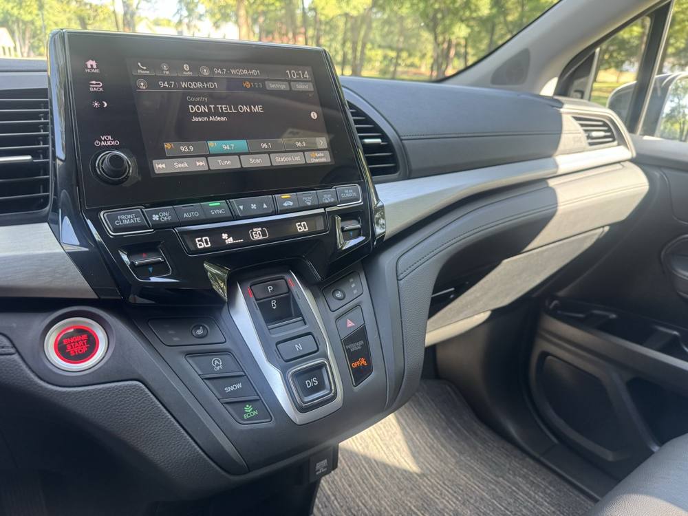 2023 Honda Odyssey — photo 38 of 42