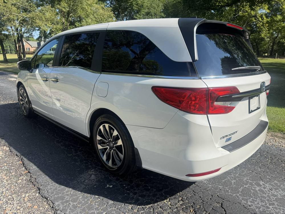 2023 Honda Odyssey — photo 4 of 42