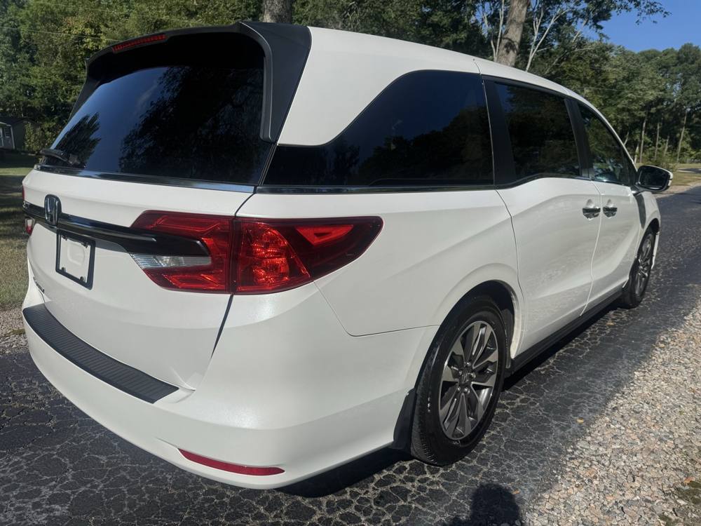 2023 Honda Odyssey — photo 6 of 42