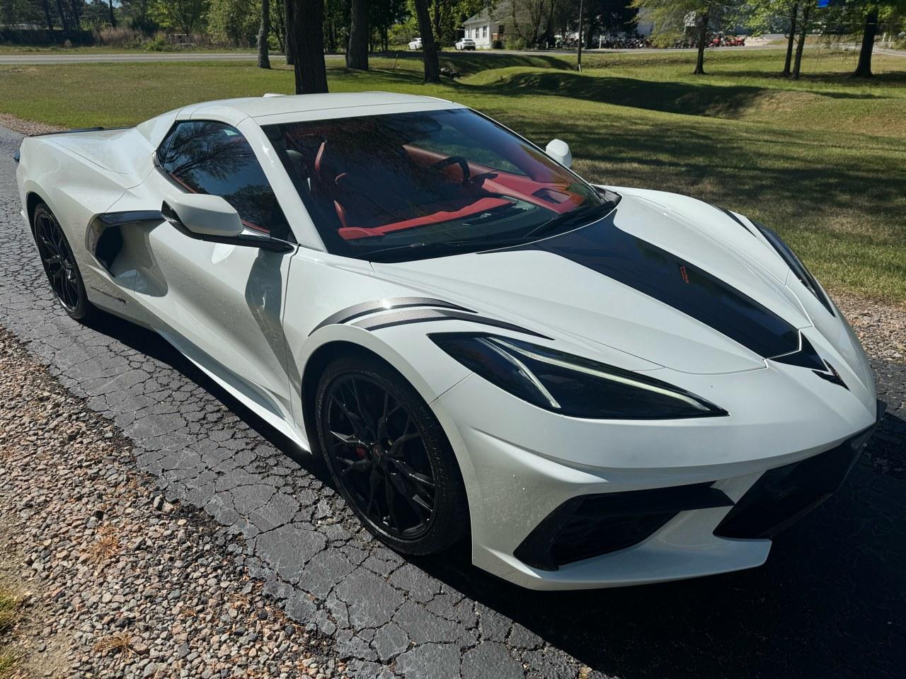 2024 Chevrolet Corvette 3LT - Photo 11