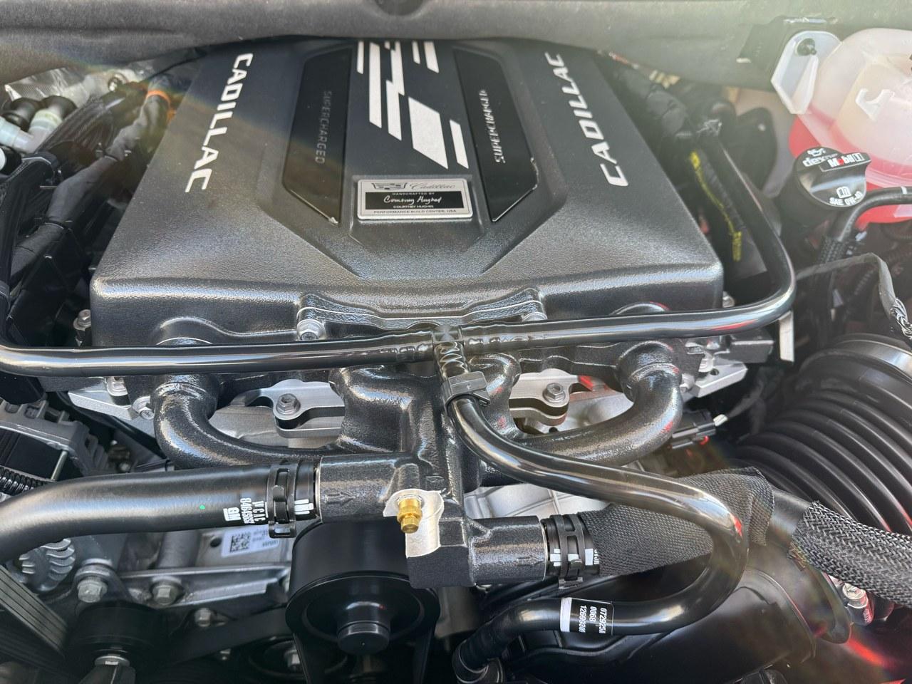 2025 Cadillac Escalade V-Series - Photo 47